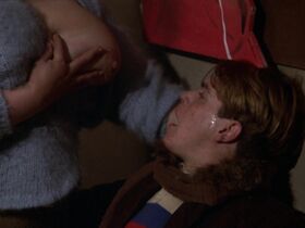 Мария Антониетта Белуцци голая – Амаркорд (1973) #3