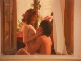 Анфиса Нежинская голая, Лариса Типикина голая, Юлия Блохина голая, Марина Мальчевская голая – Дневники «Красной туфельки» s05e05 (1996) #2