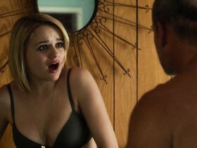 Джои Кинг секси – Хитрее всех (2017) #2