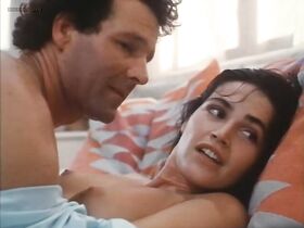 Ким Делани голая – Бродяга (1988)