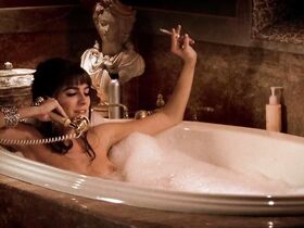 Сиенна Миллер голая – Я соблазнила Энди Уорхола (2006) #2