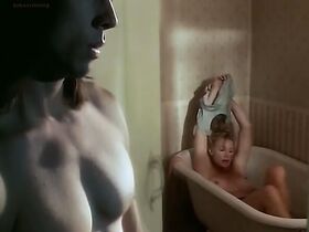 Шэннон Твид голая – Электра (1996)