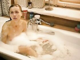 Агнешка Гроховская голая, Иоанна Майстрак голая – Бесстыдник (2012) #3