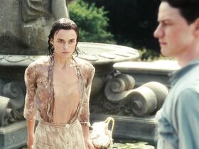 Кира Найтли секси – Искупление (2007)