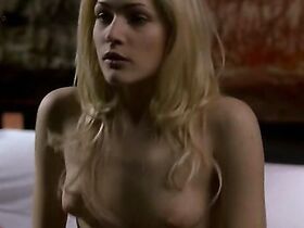 Лаура Кьятти голая – На главную (2006)