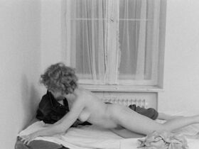 Ханна Шигулла голая – Любовь холоднее смерти (1969) #2