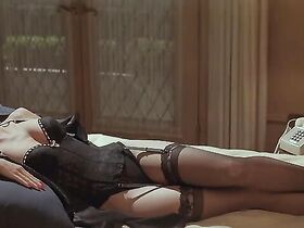 Дэрил Ханна секси – Исповедь невидимки (1992)