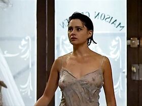 Анук Гринбер голая, Шарлотта Генсбур секси – Спасибо, жизнь (1991) #2