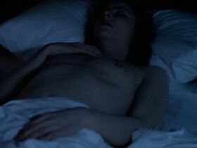 Анна Муглалис голая, Андреа Ошварт голая – Темное море (2006) #2