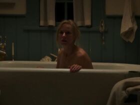 Наоми Уоттс голая – Незваные гости (2016) #2