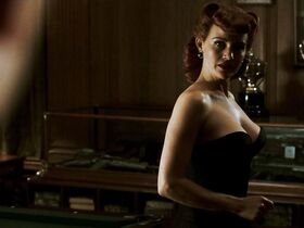 Карла Гуджино секси – Хранители (2009) #1