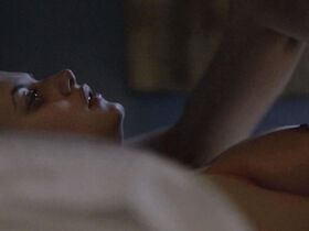 Эбигейл Хардингэм голая, Фиона О’Шонесси голая – Нина навсегда (2015) #3