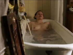 Кэрри Гетман голая, Анка Грачик голая – Let's go! (2014) #3