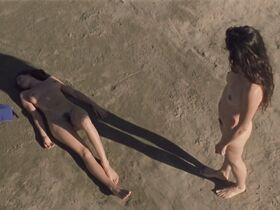 Луиза Раньери голая, Реджина Немни голая – Эрос (2004)