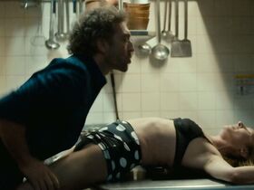 Эмманюэль Берко голая – Мой король (2015) #3