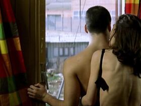 Франческа Нери голая, Анхела Молина голая – Живая плоть (1997) #3