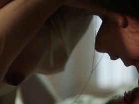 Синнёве Карлсен голая – Клика s01e03 (2017) #2