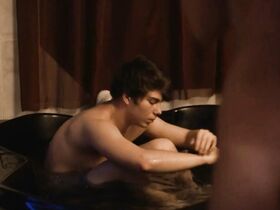 Кларисса Пинейро голая, Бруна Амайа голая – Каса-Гранде (2015) #3