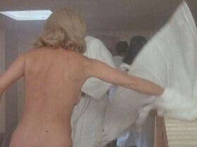 Анни Жирардо голая – Лечение шоком (1972) #2