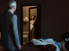 Мэри Элизабет Мастрантонио голая – Цвет денег (1986)