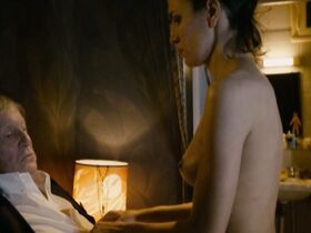 Камино Тейшейра голая – А давайте жить все вместе? (2011) #2