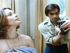 Роми Шнайдер голая – Главное – любить (1975) #2
