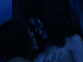 Катрина Балф голая – Чужестранка s02e04 (2016) #3