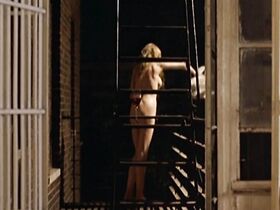 Анна Ливайн голая – Еда и женщины на скорую руку (2000) #3