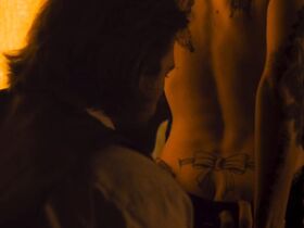 Верле Батенс голая – Разомкнутый круг (2012) #3