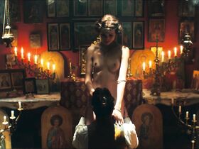 Гайте Янсен голая – Острые козырьки s03e05 (2016) #3