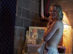 Аделаида Клеменс голая – Автоматическая ненависть (2015) #3