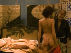 Саффрон Берроуз голая – Климт (2006)