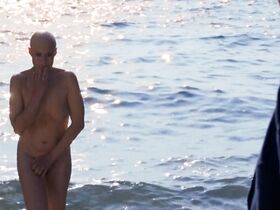 Трине Дюрхольм голая – Любовь – это всё, что тебе нужно (2012)