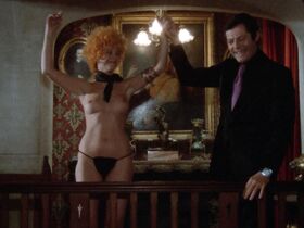 Моник Шометт голая – Большая жратва (1973) #2