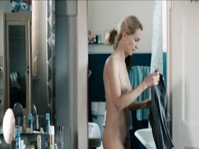 Сара Хорват голая, Урсина Ларди голая – Песни любви и ненависти (2010) #3