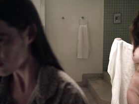 Сара Малакул Лэйн голая – Удушье (2015)