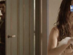 Адриана Торребехано голая, Сильвия Алонсо голая – Земля волков s02e11 (2011) #3