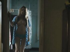 Софи Лоу голая – Красивая Кейт (2009)