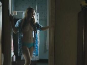 Софи Лоу голая – Красивая Кейт (2009) #2