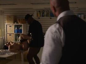 Алеа Фигуроа голая – Футболисты s02e08 (2016)