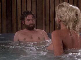 Виктория Сильвстедт секси – Отмороженные (2001) #3