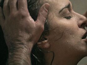 Валерия Голино голая – Набережная Орфевр, 36 (2004) #2