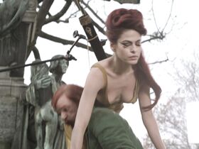 Ева Мендес секси – Корпорация «Святые моторы» (2012)