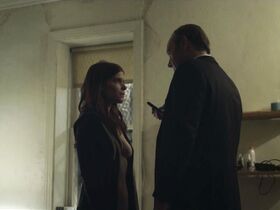 Кейт Мара голая – Карточный домик s01 (2013)