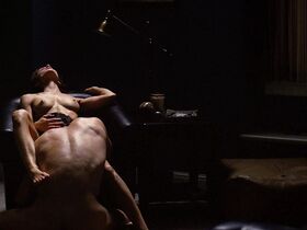 Келли Овертон голая – Настоящая кровь s05 (2012)