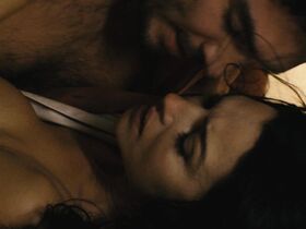 Моника Беллуччи голая – Не оглядывайся (2009)