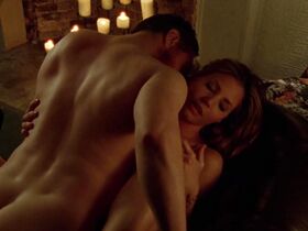 Каризма Карпентер секси – Психоз (2010)