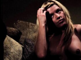 Рена Риффел голая – Выход в ад (2013) #3