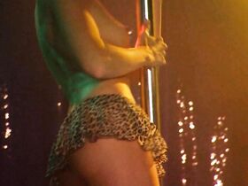 Уилла Форд голая – Анна Николь (2007)