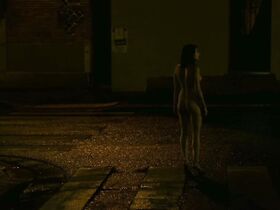 Лола Кретон голая – Славные ублюдки (2013) #2